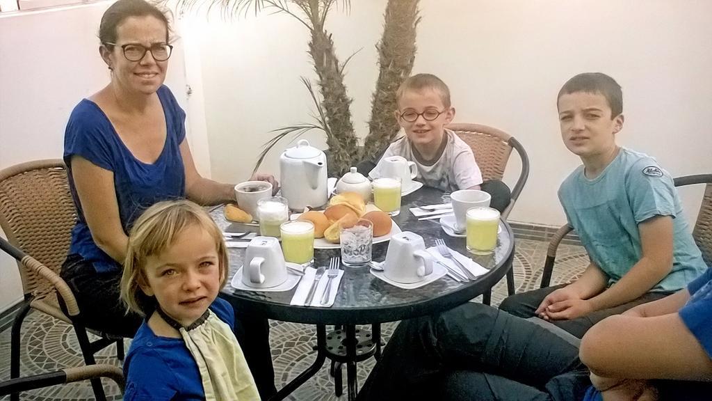 Hostal Florida Чиклайо Экстерьер фото