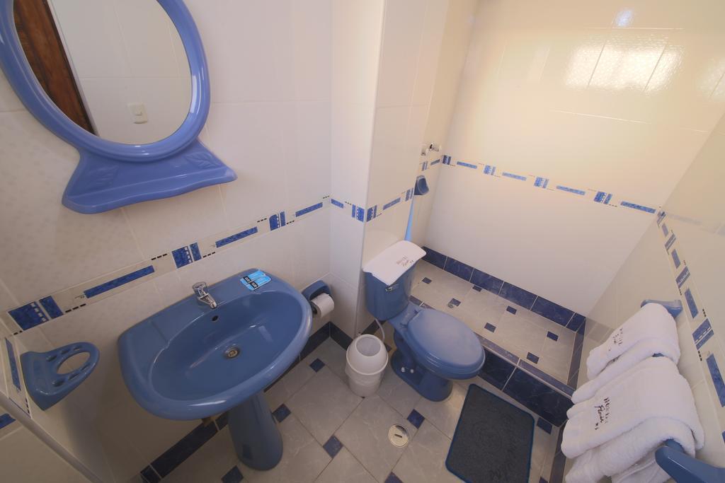 Hostal Florida Чиклайо Экстерьер фото