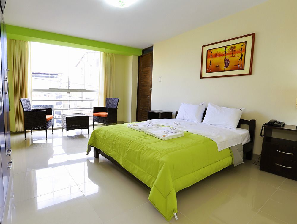 Hostal Florida Чиклайо Экстерьер фото