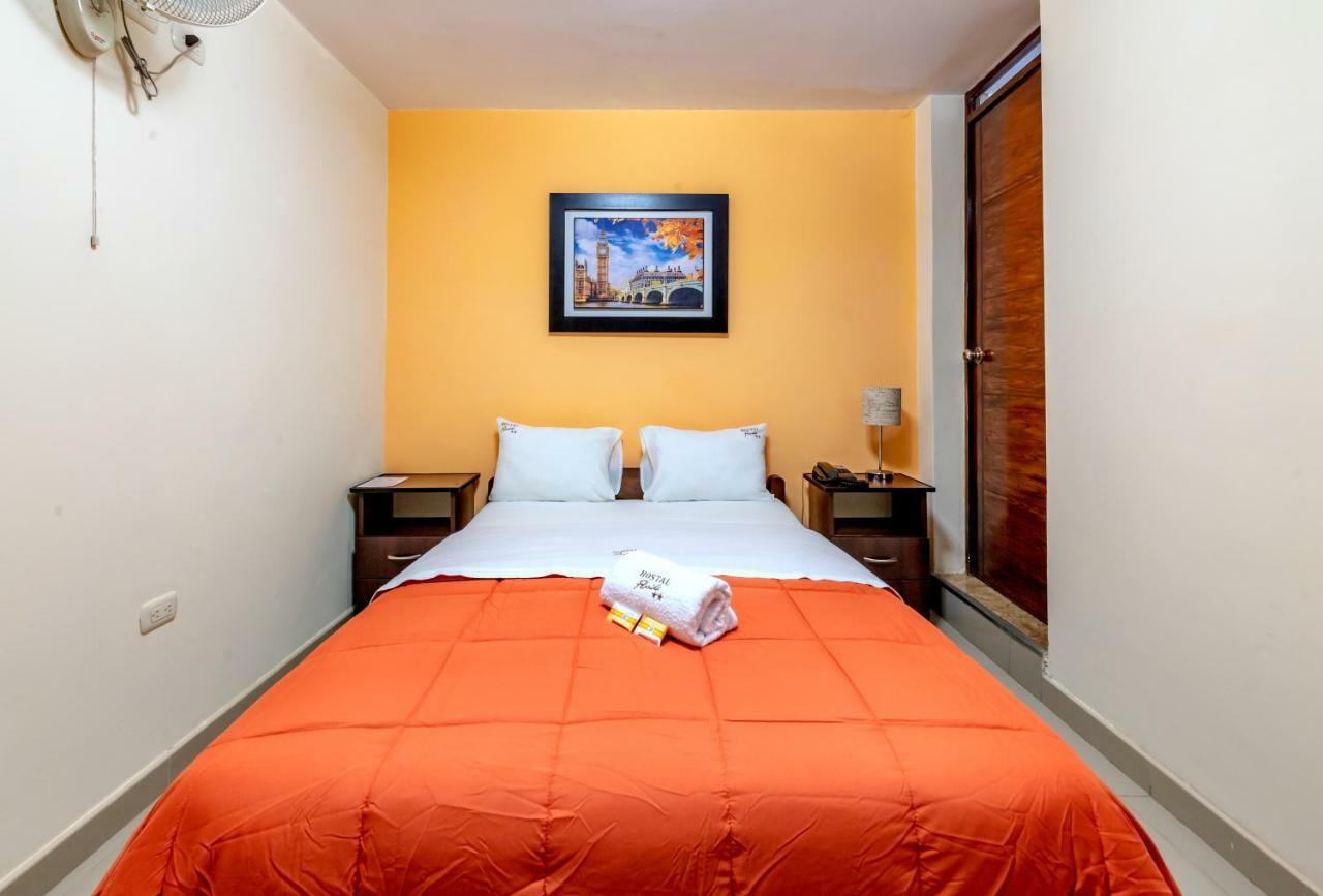 Hostal Florida Чиклайо Экстерьер фото
